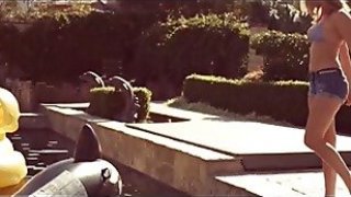 Kate England memainkan strip poker w not stepdadkrfi