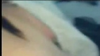 Wanita seksi mengisap kontol besar di skype webcam